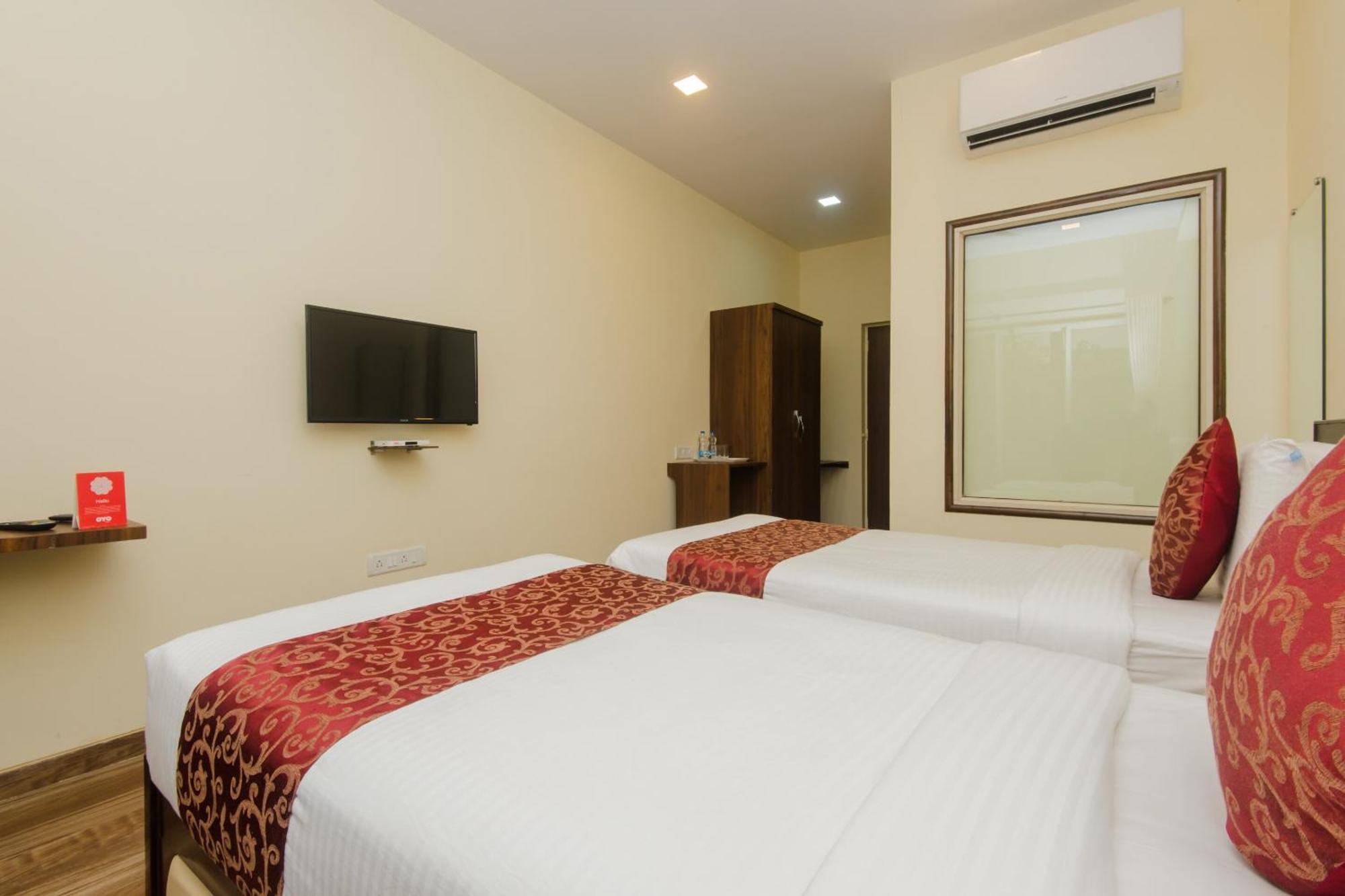 Super Hotel O Divine Residency Near Phoenix Marketcity Mumbai Dış mekan fotoğraf